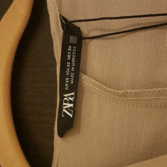 Dress - Picture 3 of 4